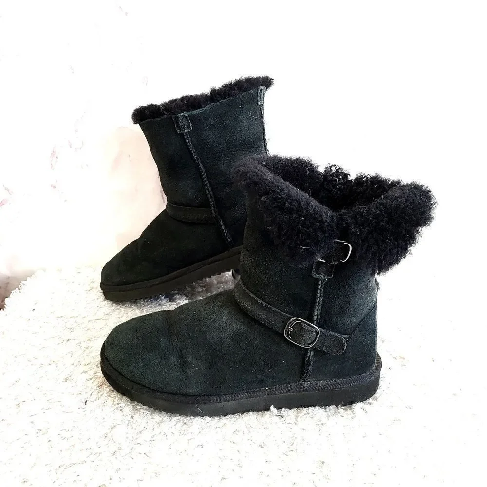 Costco Kirkland brand suede leather with real shearling lining